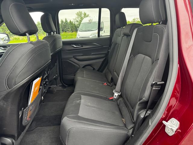 Certified 2024 Jeep Grand Cherokee Laredo X w/ Luxury Tech Group I AWD/4WD image 20