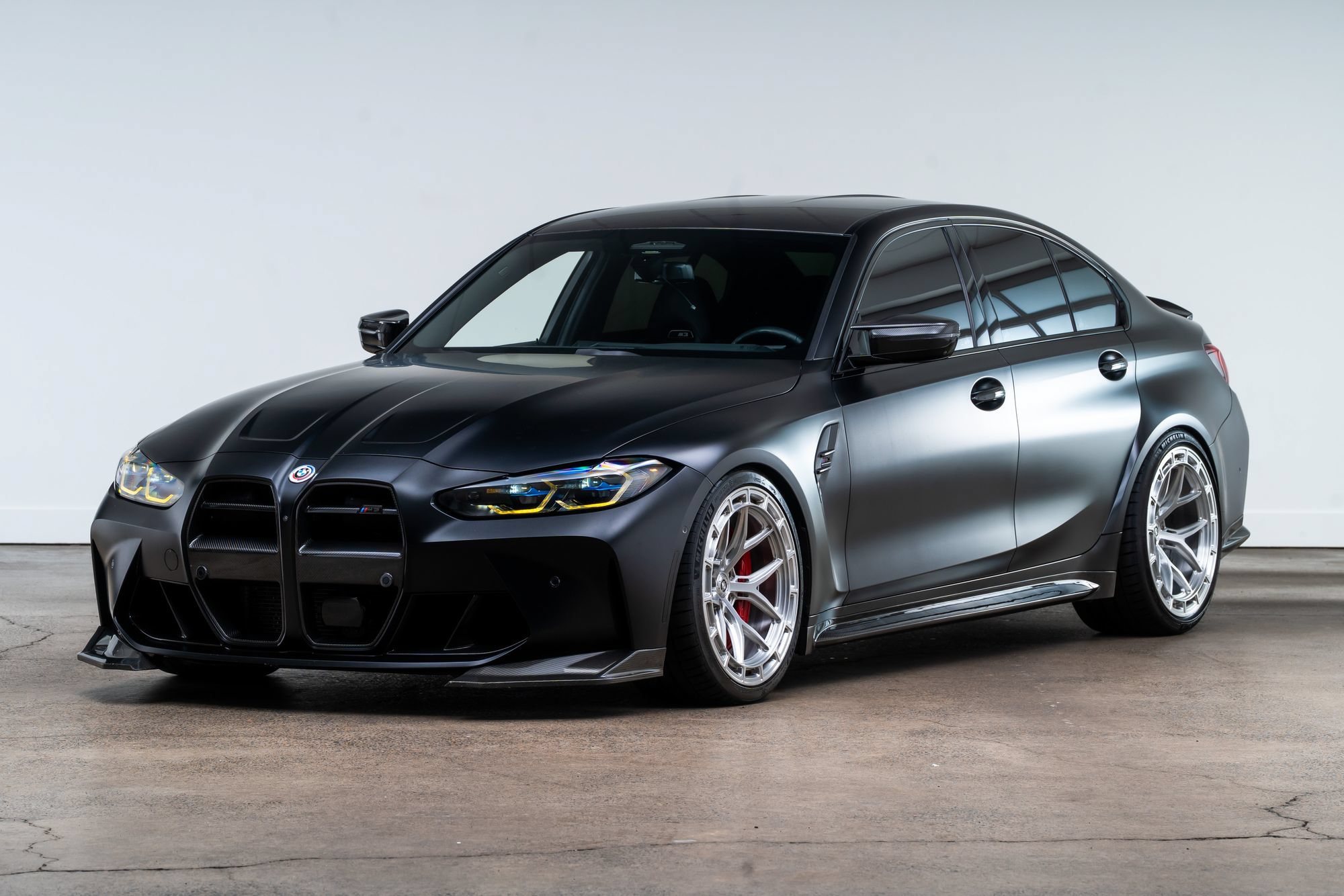 Used 2023 BMW M3 Competition w/ M Carbon Exterior Package AWD/4WD image 4