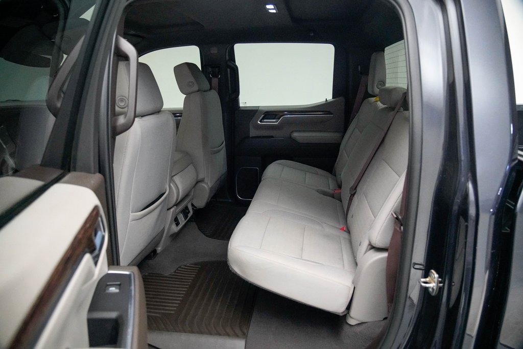 Used 2022 GMC Sierra 1500 SLE image 24