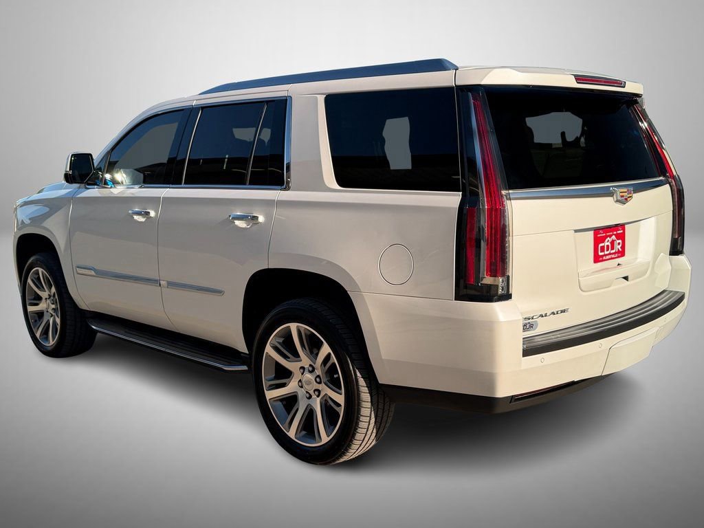 Used 2016 Cadillac Escalade Luxury image 4