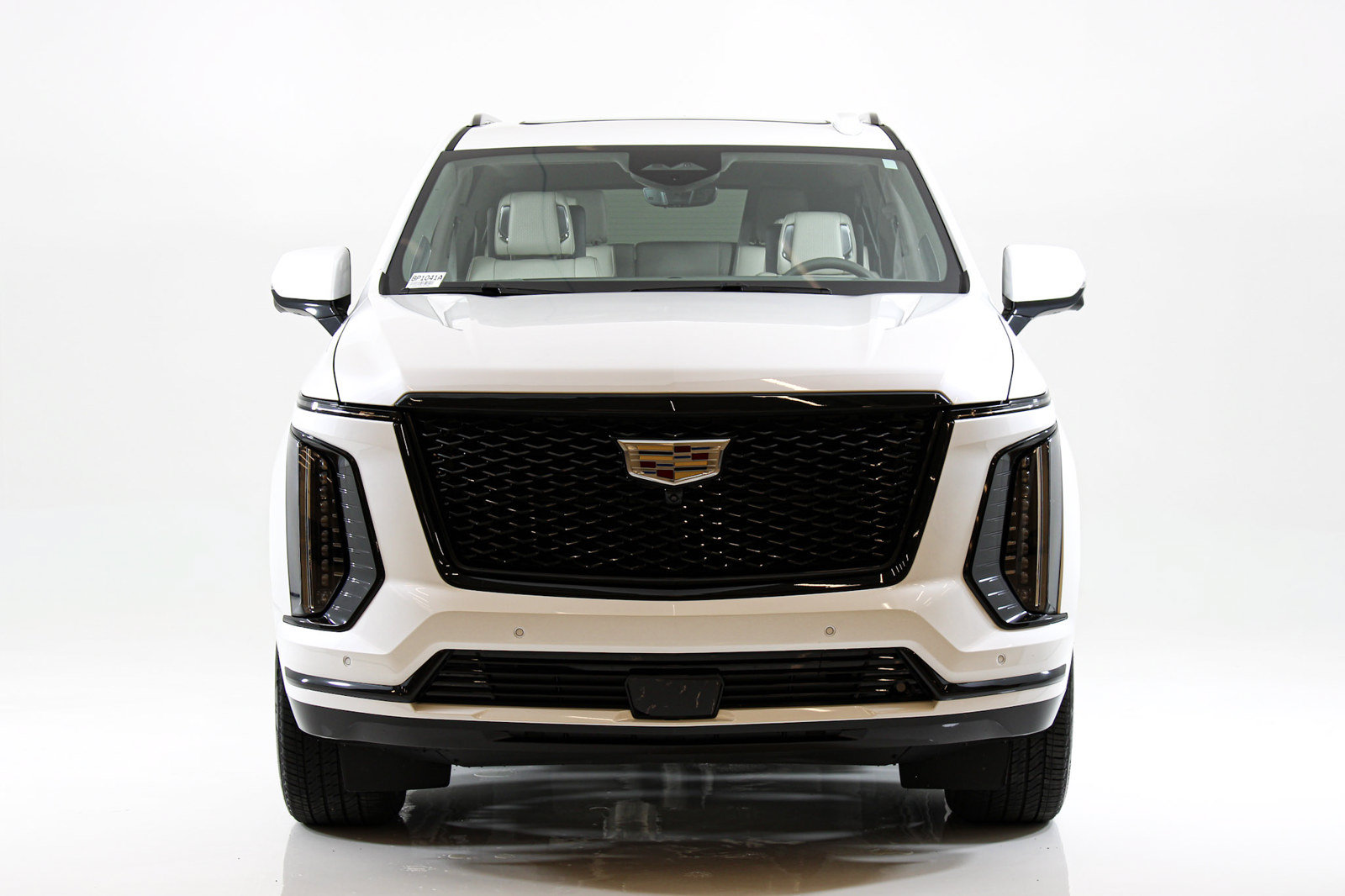 Used 2025 Cadillac Escalade ESV Sport Platinum RWD image 9