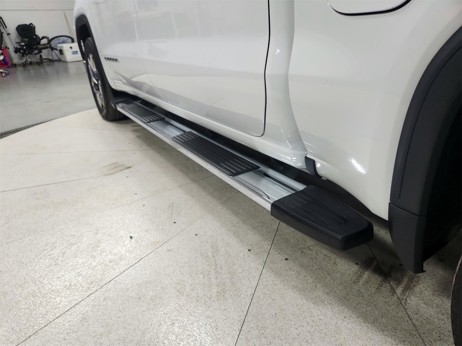 Used 2022 GMC Sierra 1500 SLT w/ SLT Premium Plus Package image 47