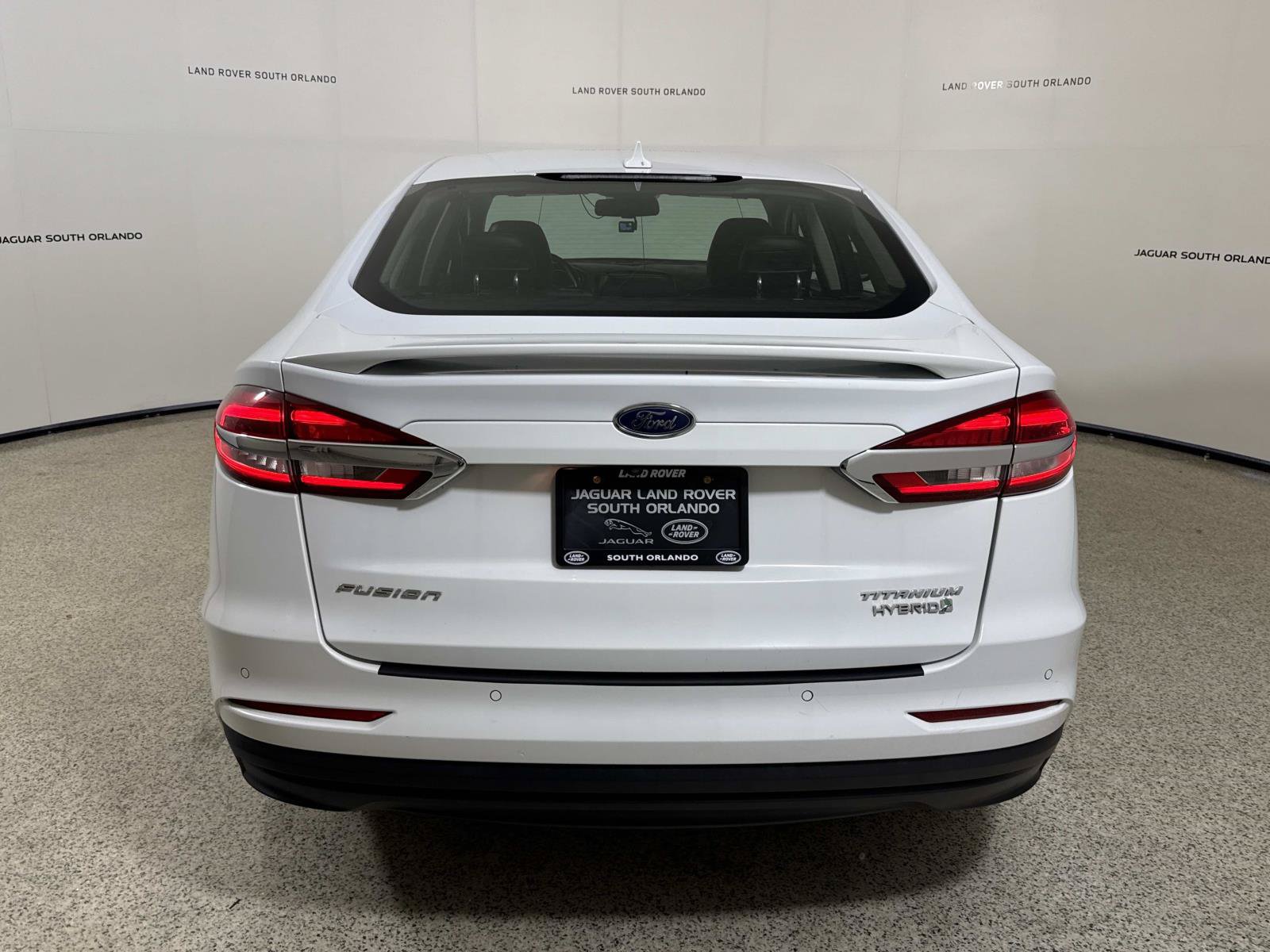Used 2019 Ford Fusion Titanium FWD image 4