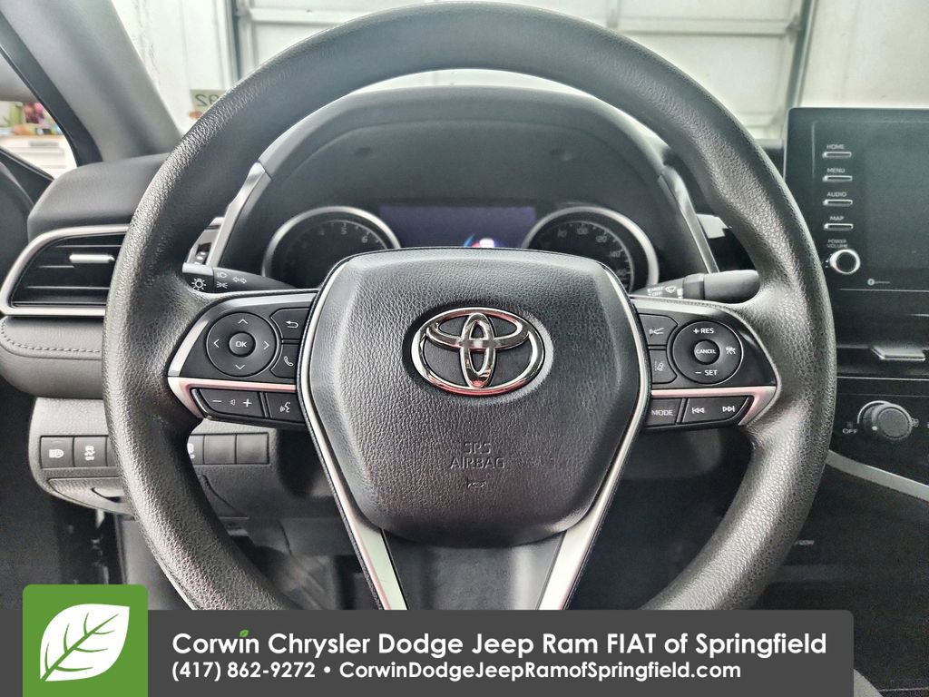 Used 2021 Toyota Camry LE image 22