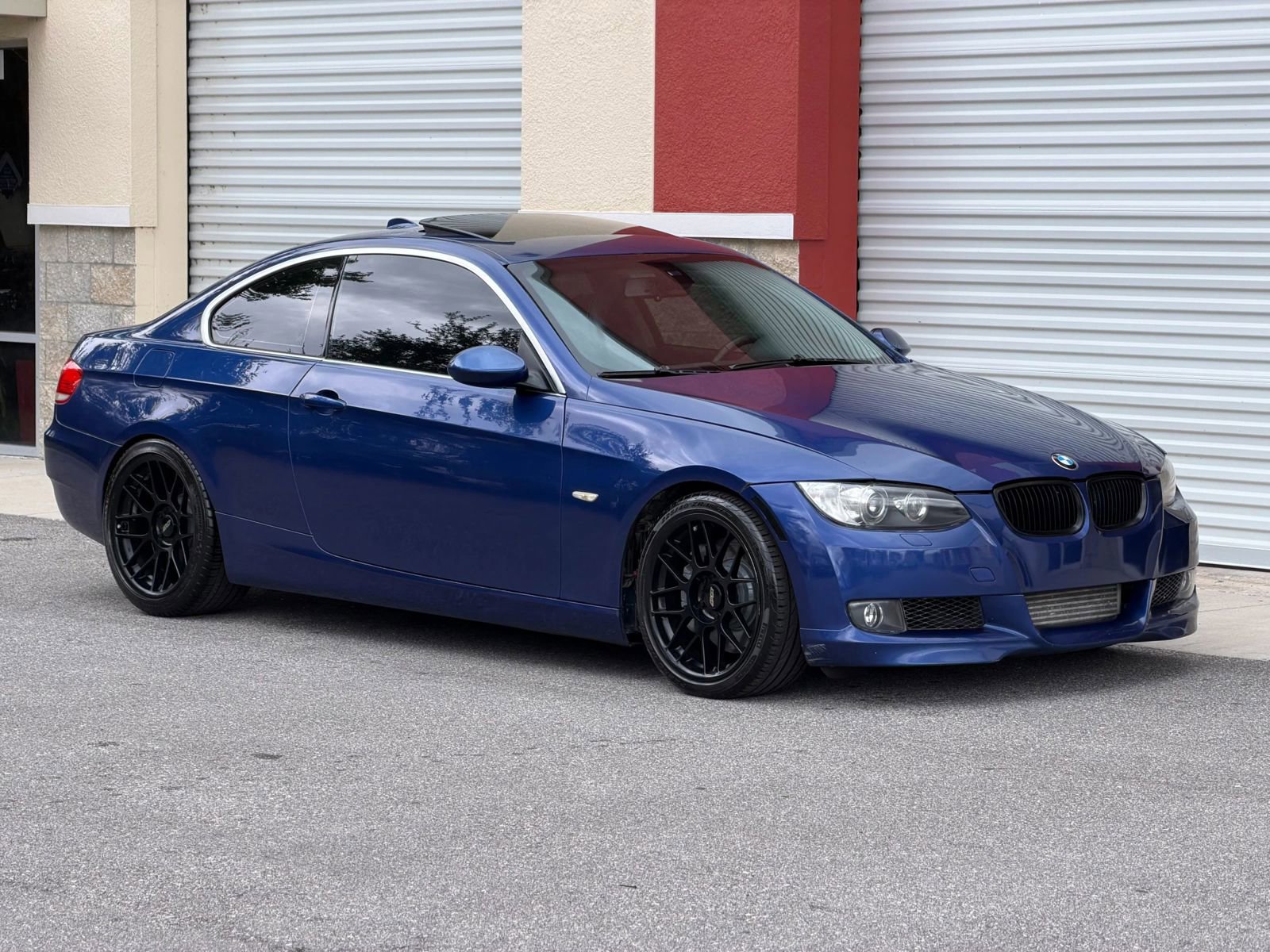 Used 2007 BMW 335i Coupe image 2