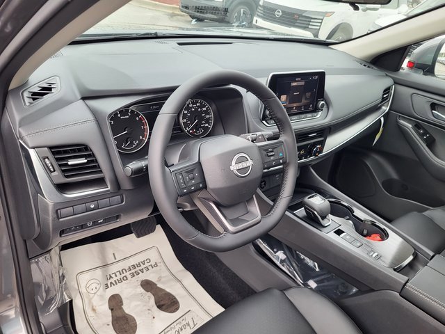 New 2026 Nissan Rogue SV w/ SV Premium Package image 12