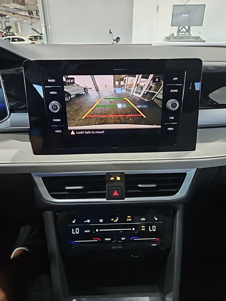 New 2026 Volkswagen Taos SE image 31