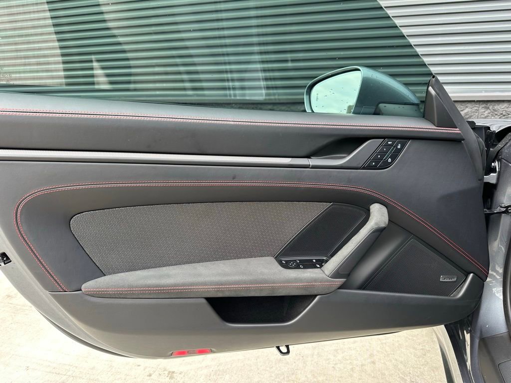 Used 2025 Porsche 911 Carrera GTS image 14