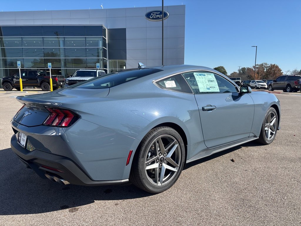 New 2025 Ford Mustang Coupe image 8