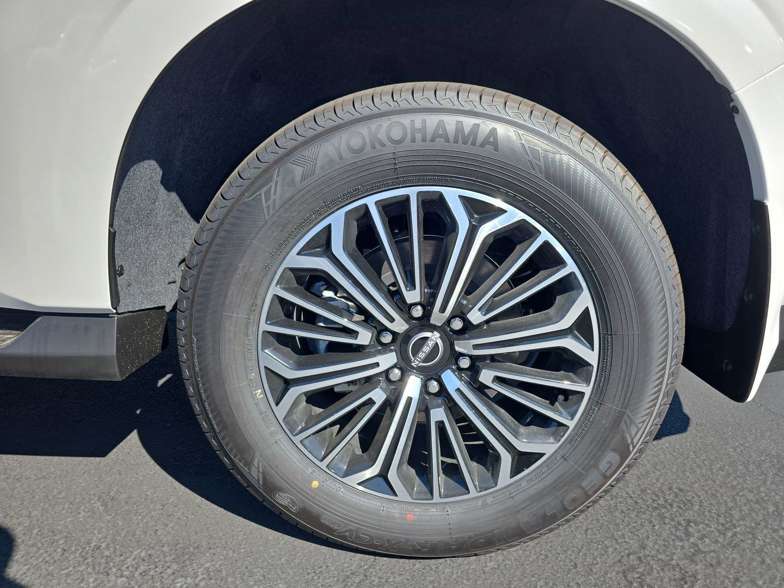 New 2026 Nissan Armada SL image 10