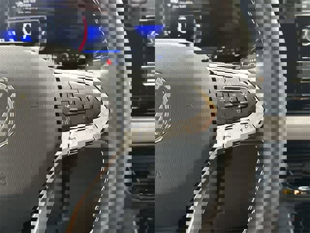 Certified 2023 Volkswagen Taos S image 9