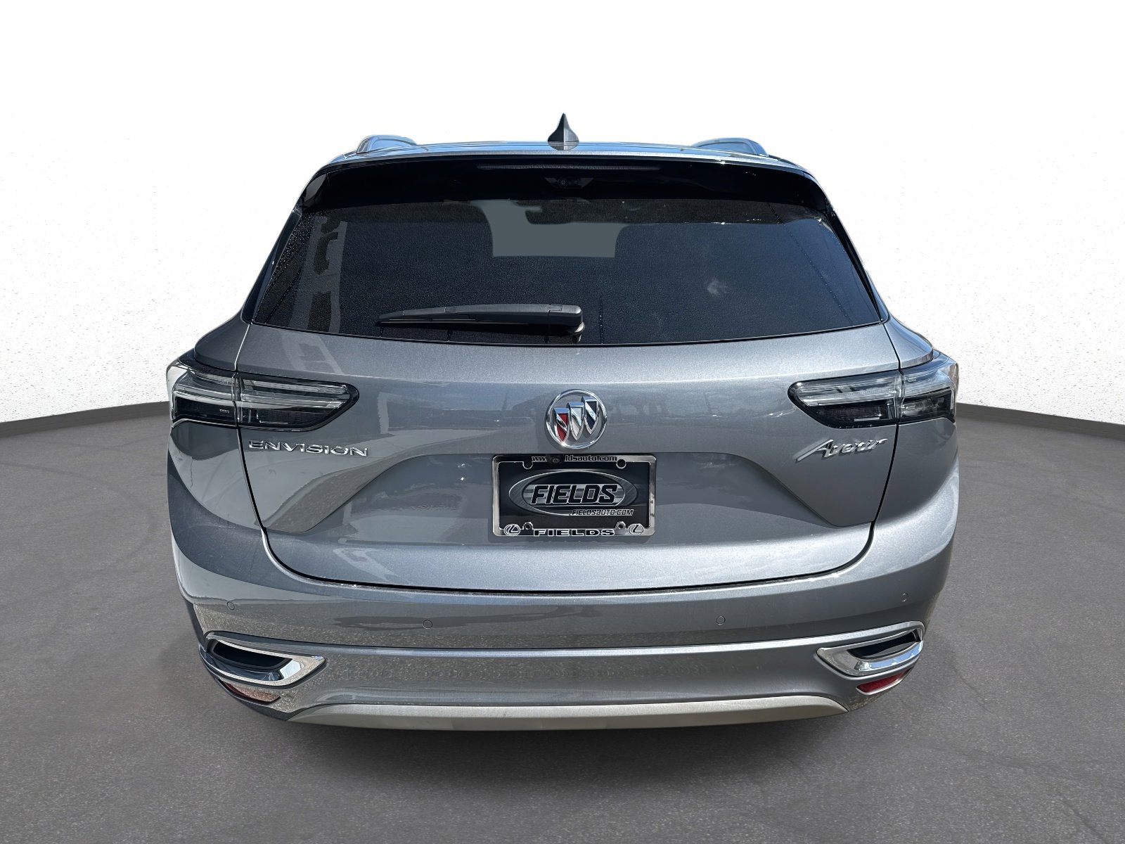 Used 2022 Buick Envision Avenir w/ Technology Package II image 4