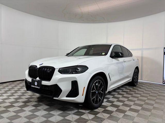 Used 2024 BMW X4 M40i w/ Premium Package AWD/4WD image 3