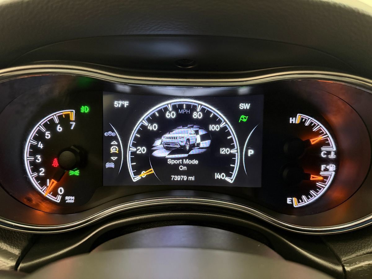 Used 2018 Jeep Grand Cherokee Limited AWD/4WD image 12