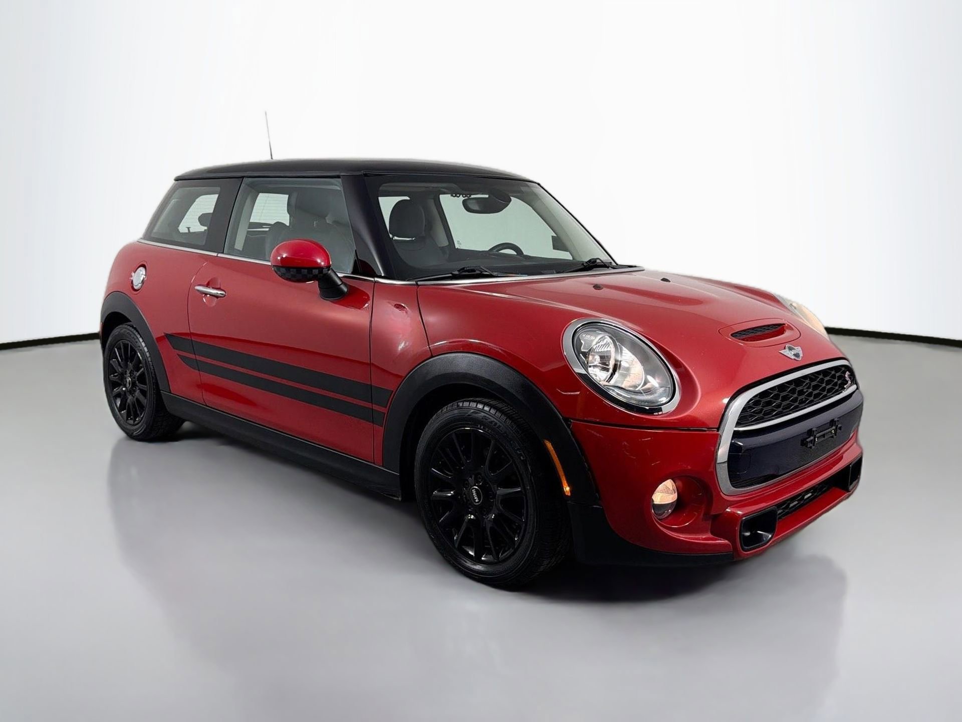 Used 2017 MINI Cooper S image 3