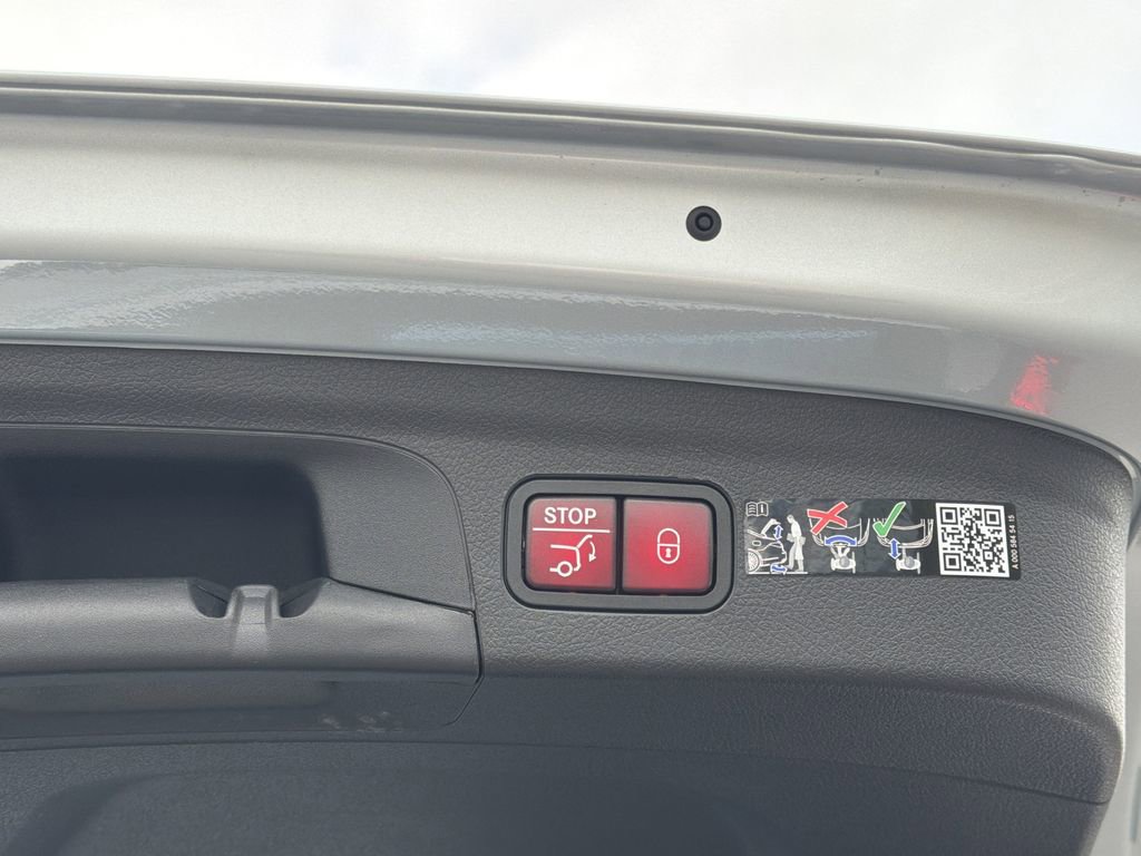 New 2026 Mercedes-Benz GLE 350 4MATIC image 16