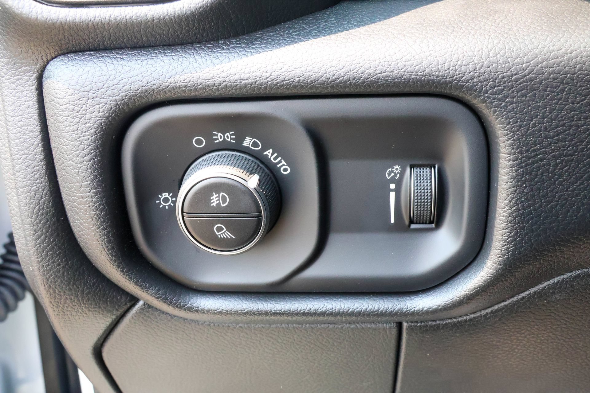 New 2026 RAM 3500 Tradesman AWD/4WD image 28