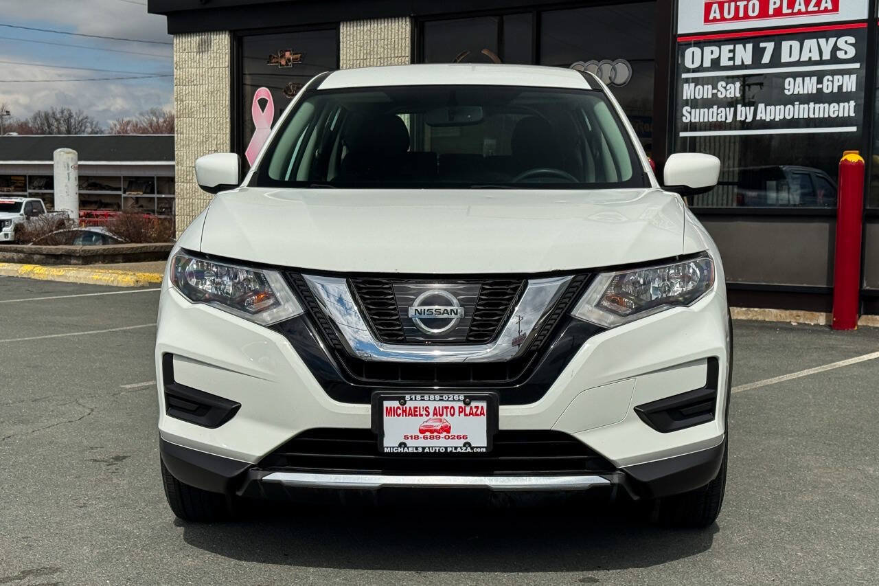 Used 2017 Nissan Rogue S AWD/4WD image 9