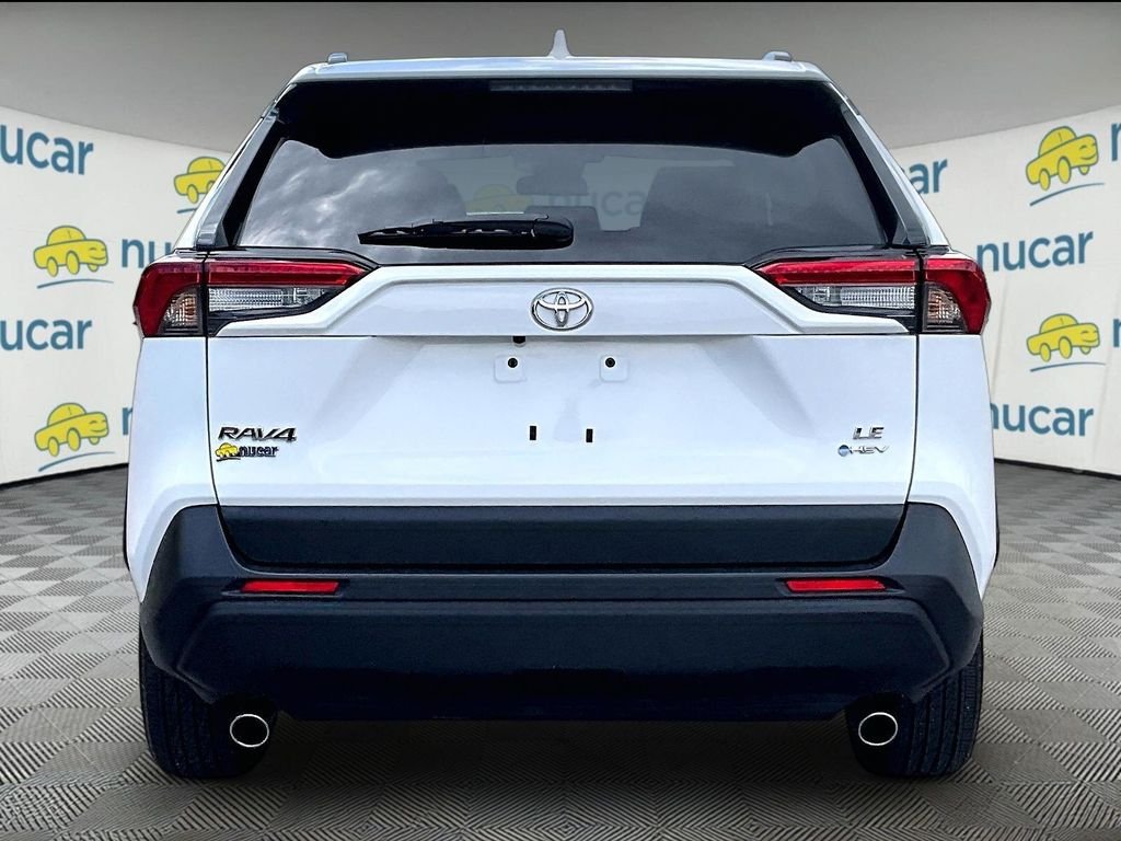 Used 2025 Toyota RAV4 LE AWD/4WD image 5