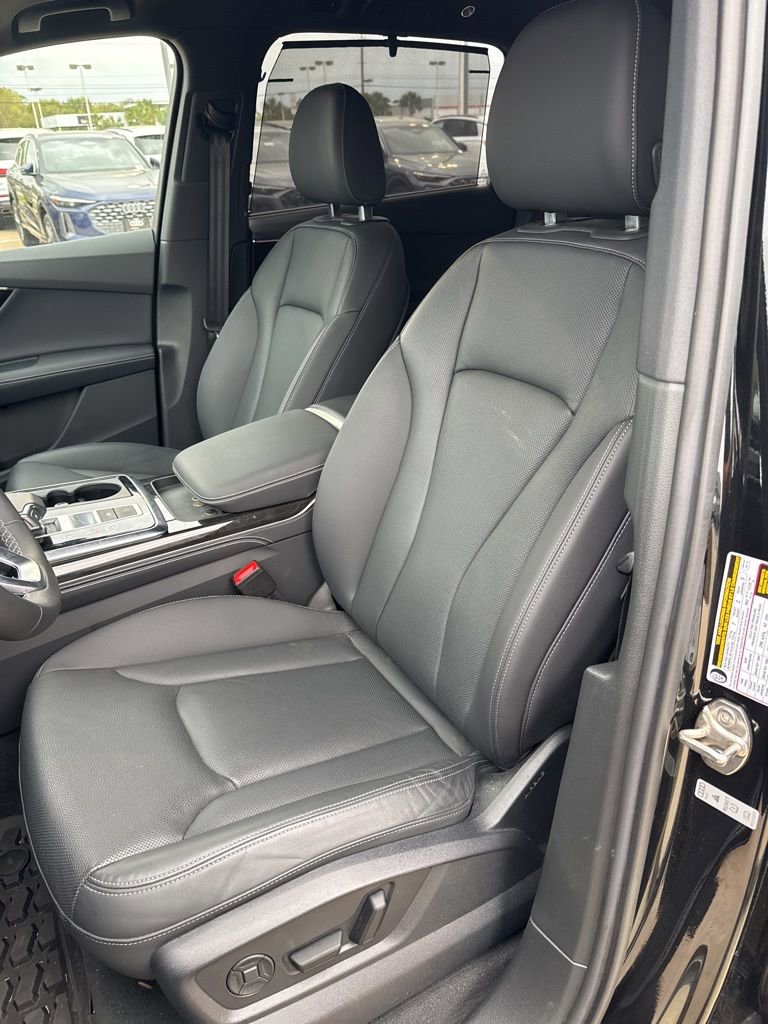 Used 2025 Audi Q7 3.0T Premium Plus w/ Premium Plus Package image 8