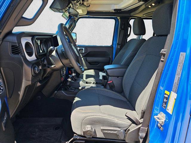 Used 2024 Jeep Gladiator Sport image 14