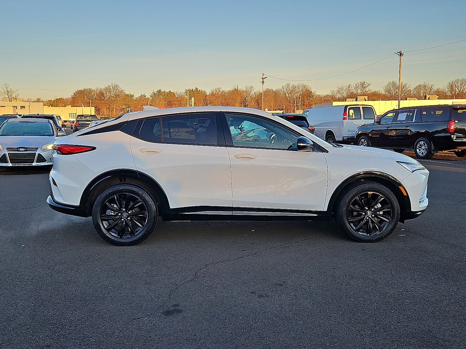 Certified 2024 Buick Envista Sport Touring w/ Advanced Safety Package image 7