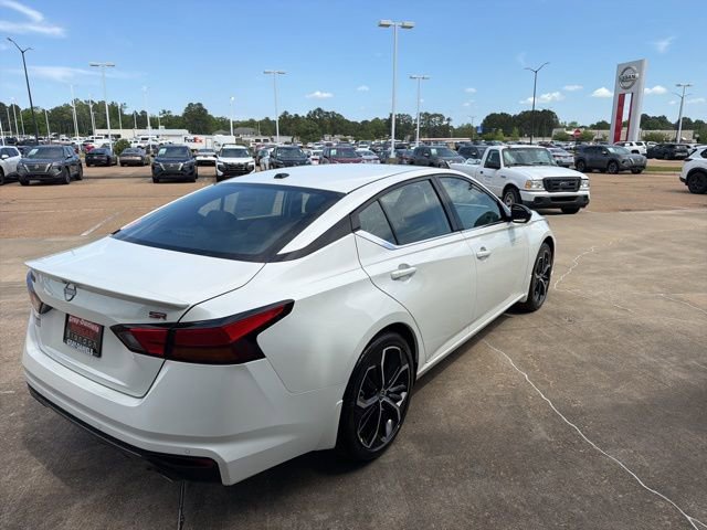 New 2026 Nissan Altima 2.5 SR image 4