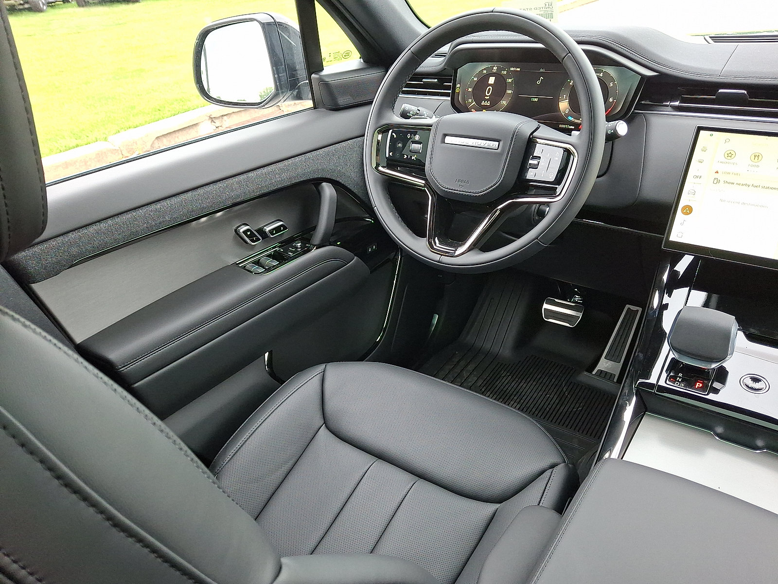 New 2026 Land Rover Range Rover Sport Dynamic SE AWD/4WD image 12