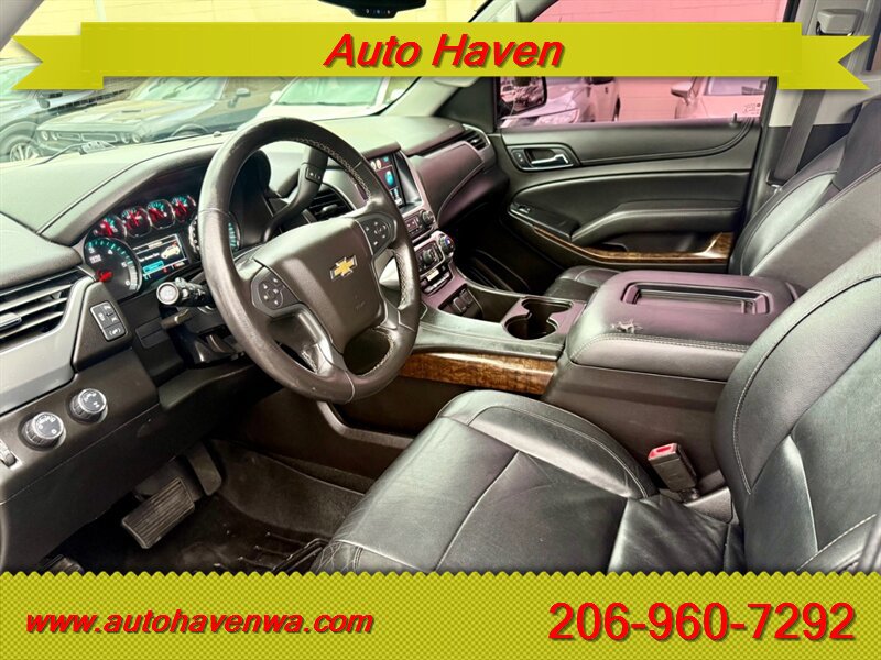 Used 2017 Chevrolet Suburban LT image 9