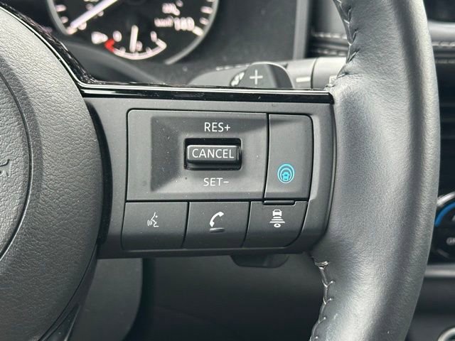 Used 2023 Nissan Rogue SL w/ SL Premium Package image 18