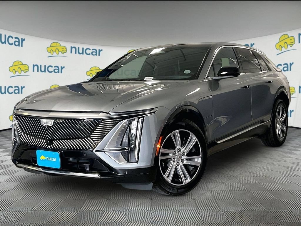 Used 2024 Cadillac Lyriq Tech w/ Driver Assist Package AWD/4WD image 3