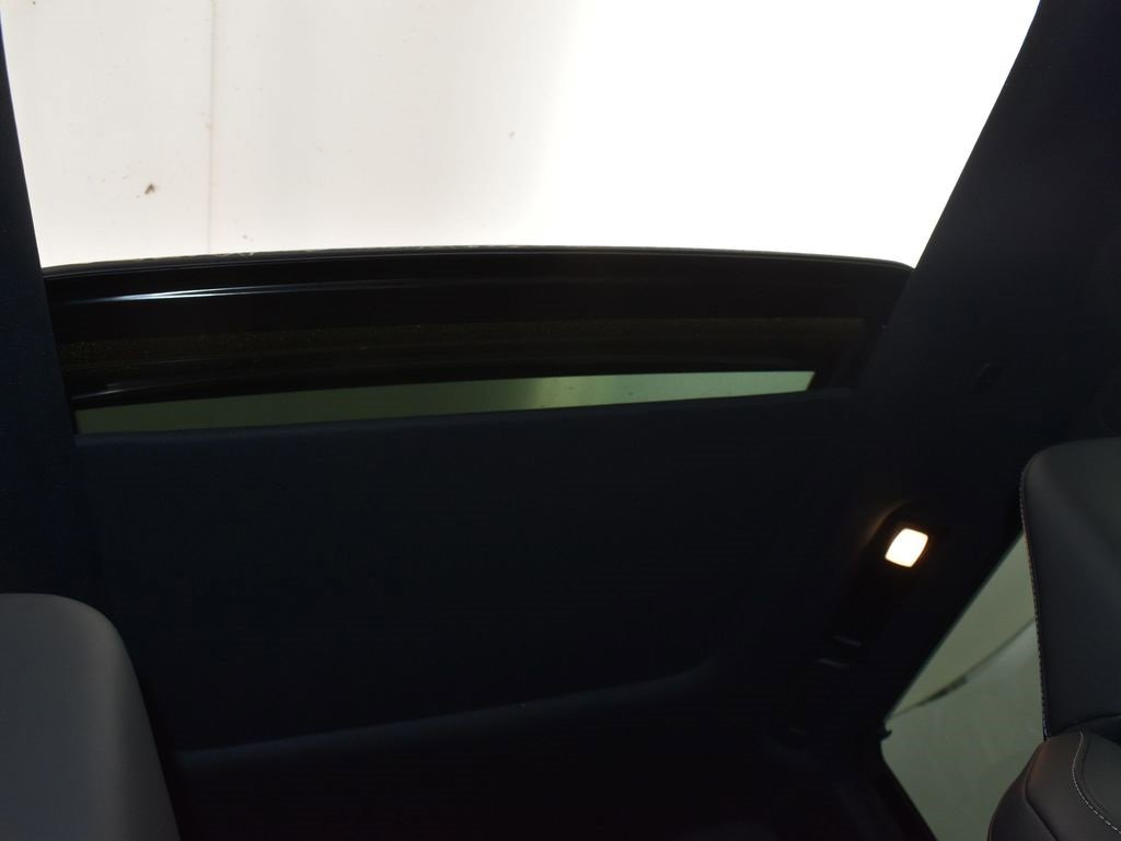 Used 2025 INFINITI QX60 Luxe w/ Black Edition image 29