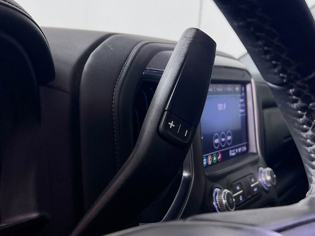 Used 2023 GMC Sierra 3500 Denali w/ Denali Black Diamond Edition AWD/4WD image 15