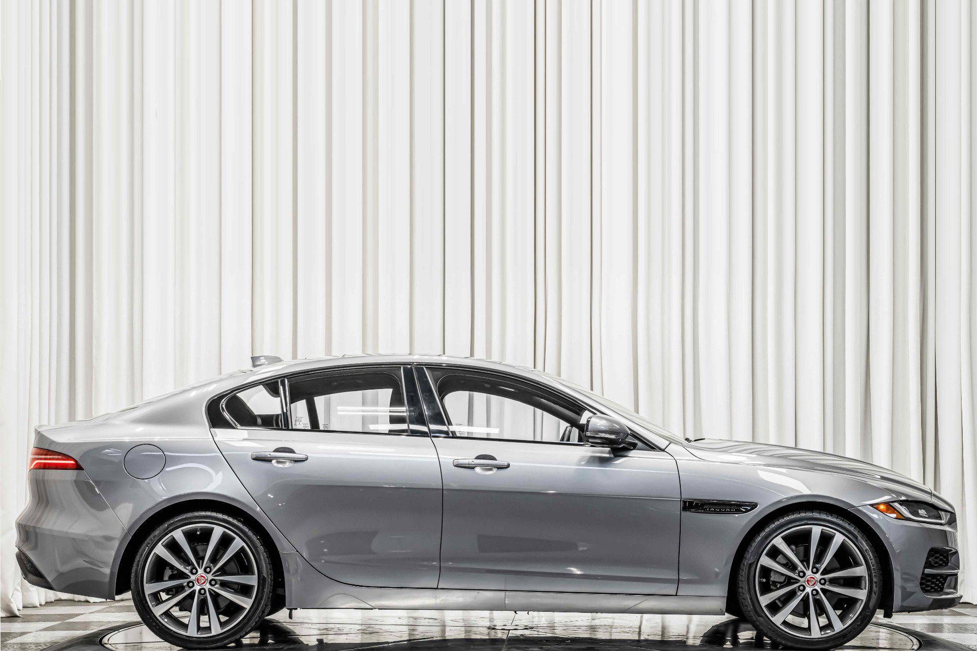 Used 2020 Jaguar XE S image 2
