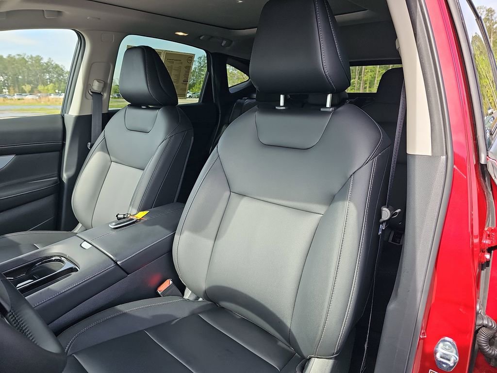 Used 2025 Nissan Murano SL w/ Cargo Package image 19