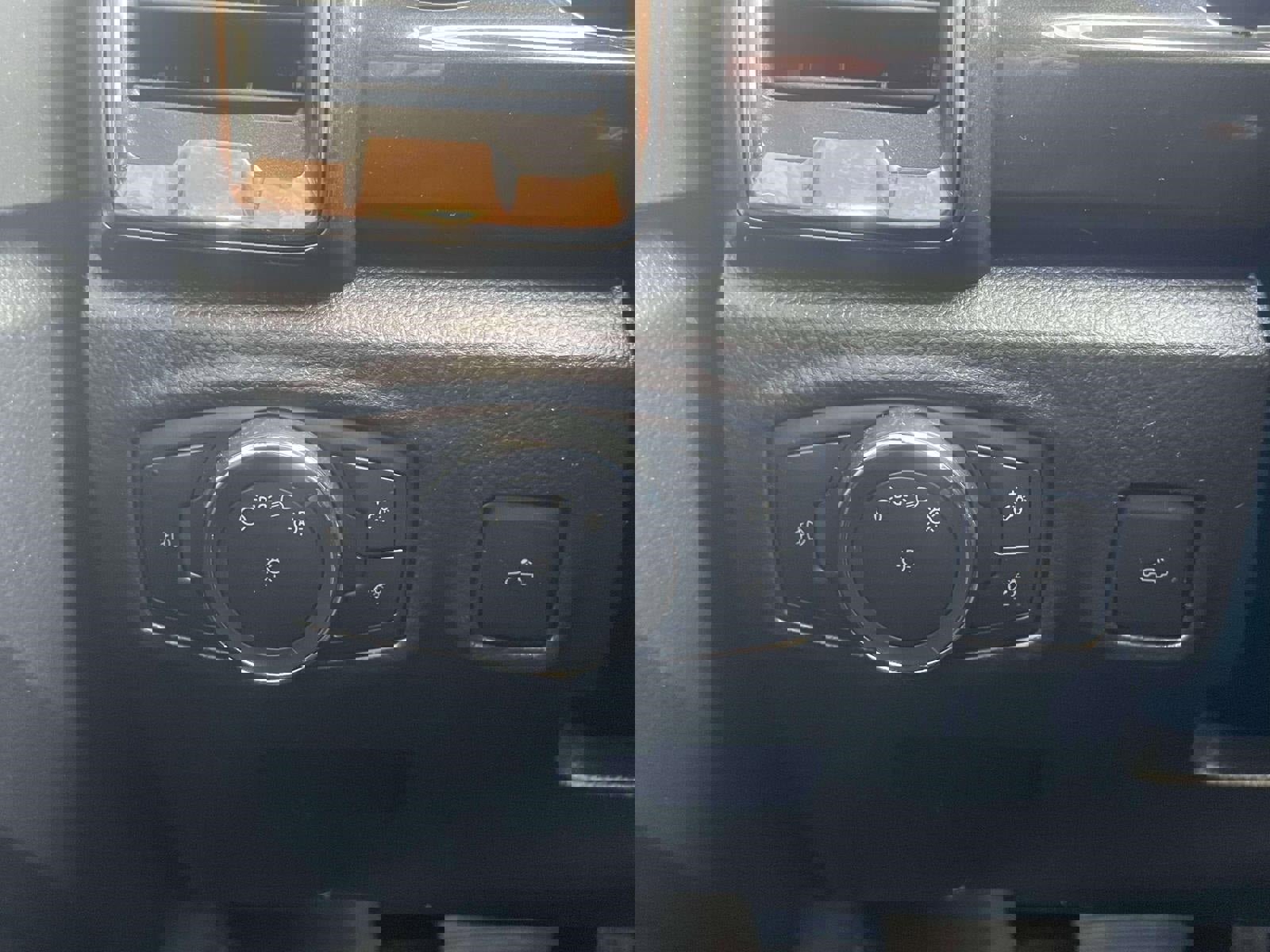 Used 2022 Ford Ranger Lariat w/ Equipment Group 501A High image 22