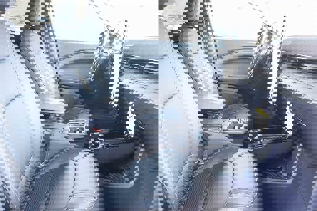 New 2025 Ford Mustang Mach-E Premium image 17