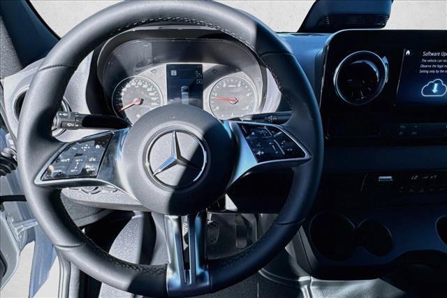 New 2026 Mercedes-Benz Sprinter 2500 image 11