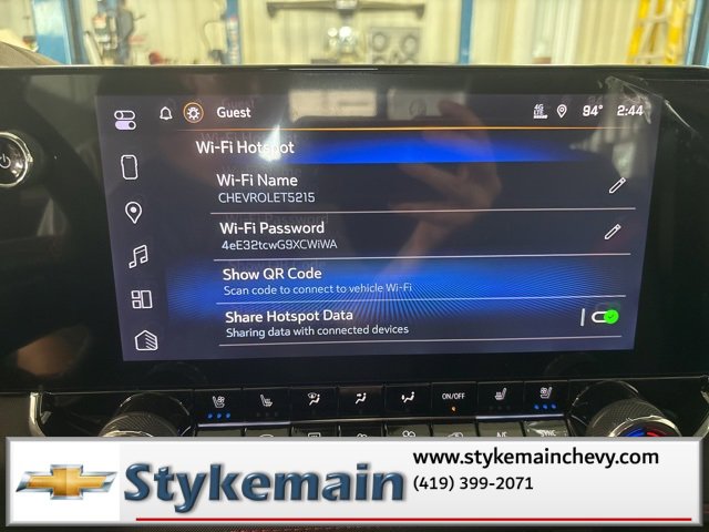 New 2025 Chevrolet Colorado Z71 w/ Midnight Edition image 4