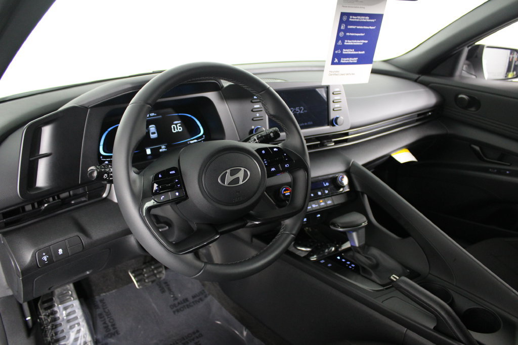 Certified 2026 Hyundai Elantra Sport FWD image 18