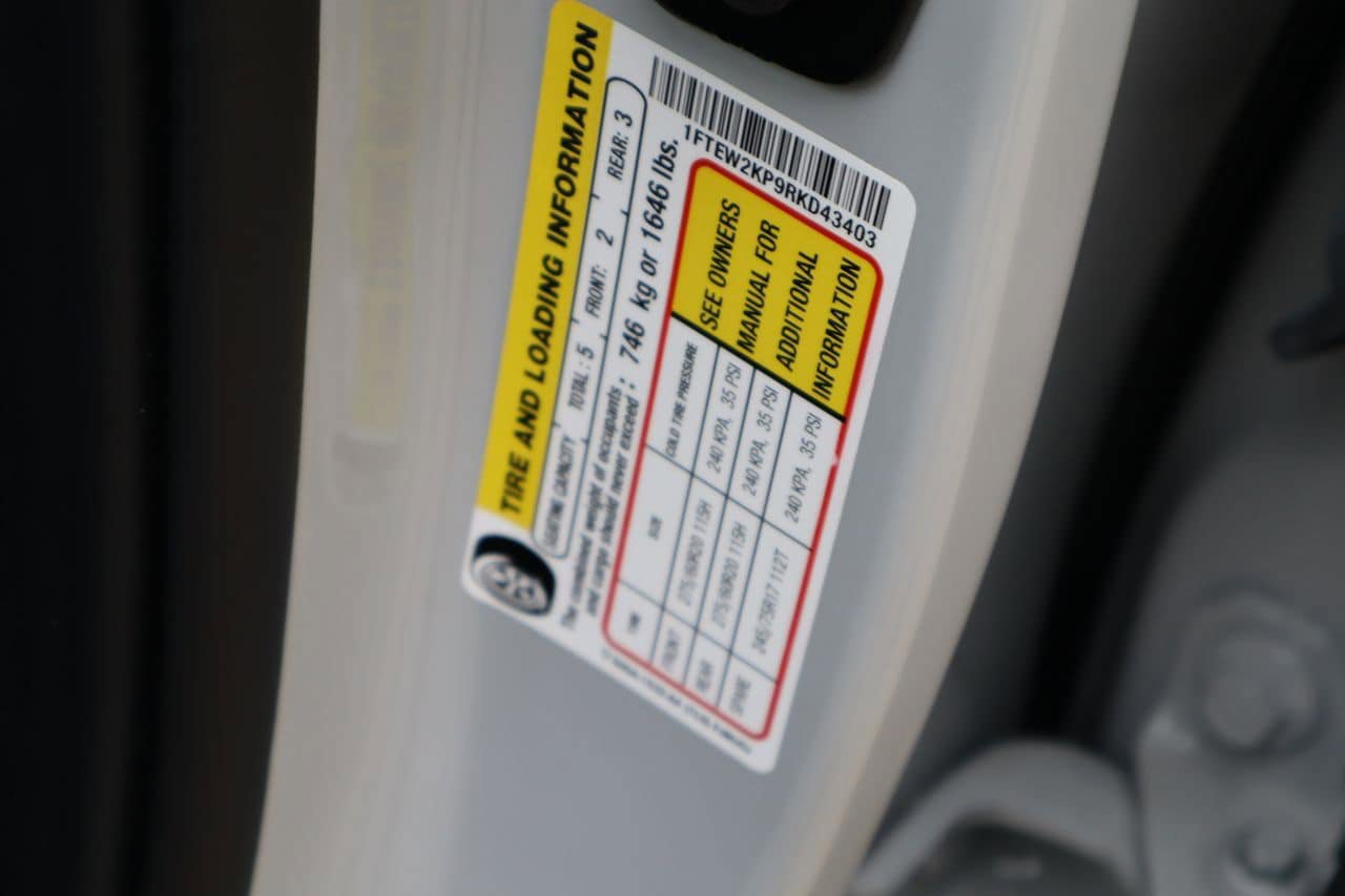 Used 2024 Ford F150 STX RWD image 28