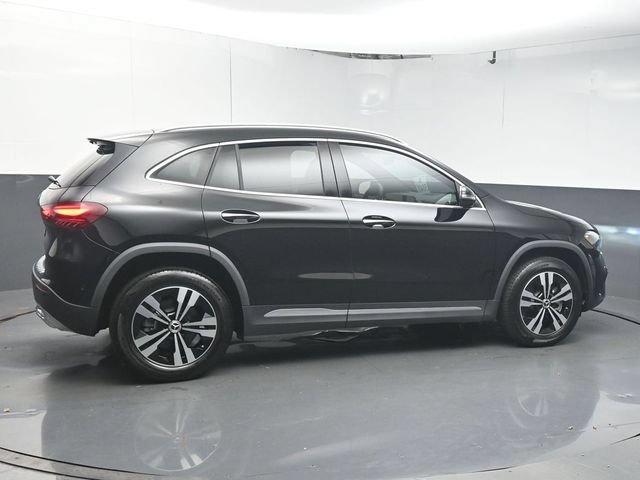 Certified 2025 Mercedes-Benz GLA 250 image 8