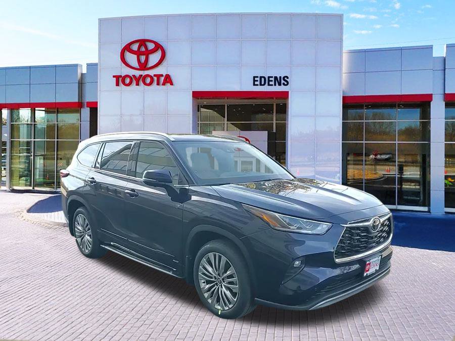 New 2026 Toyota Highlander Platinum