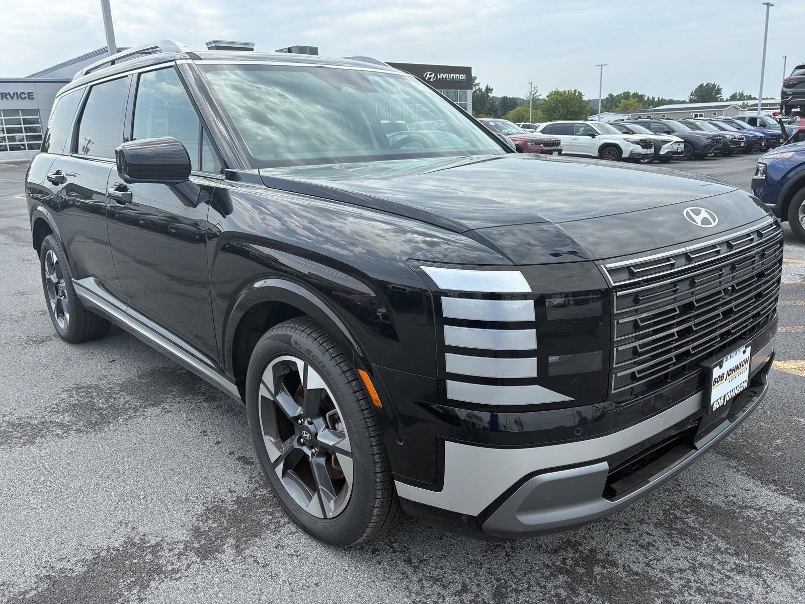 Used 2026 Hyundai Palisade Limited AWD/4WD image 1