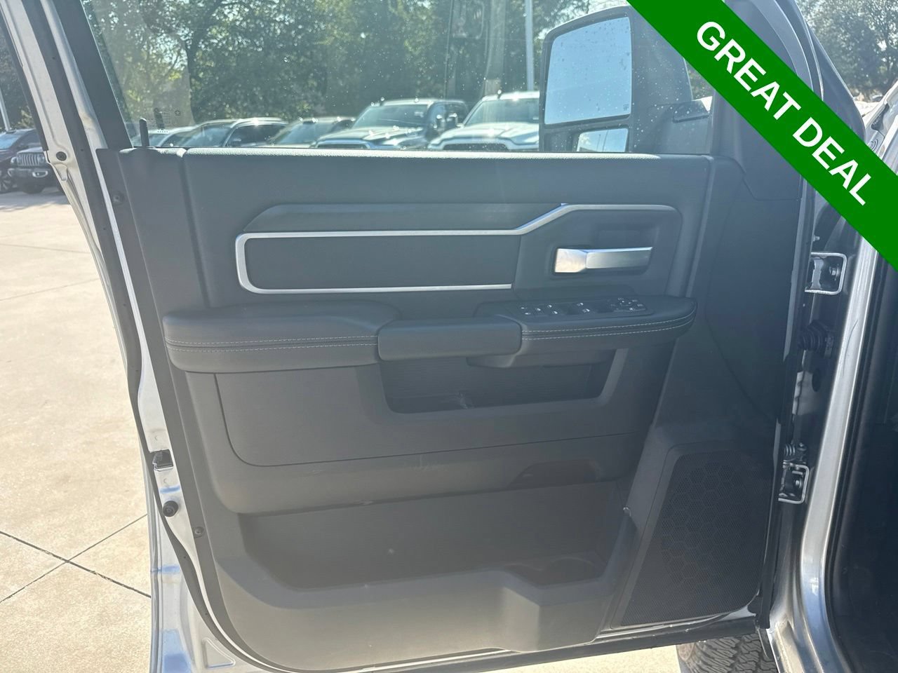 Used 2026 RAM 2500 Big Horn AWD/4WD image 16