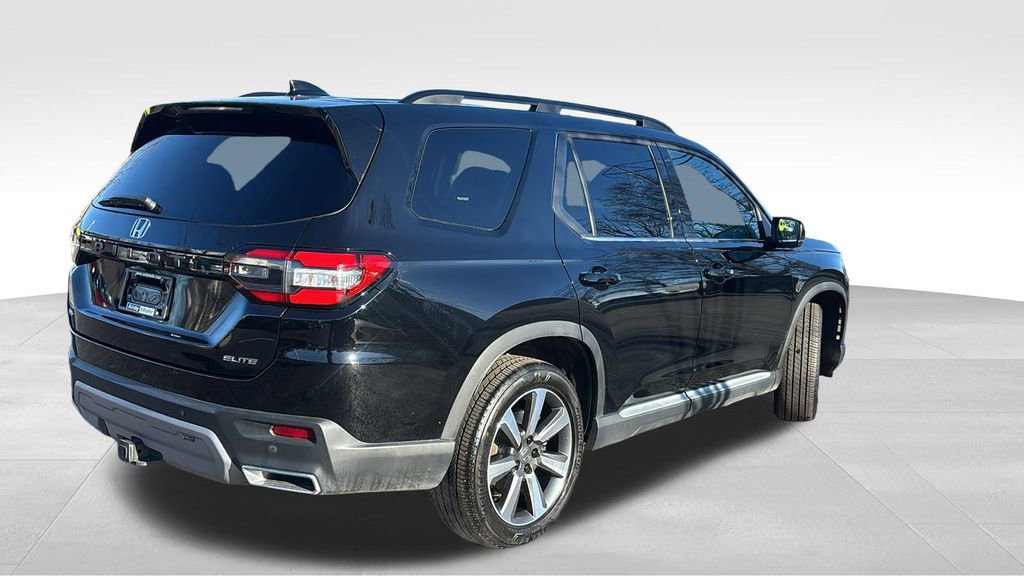 Certified 2024 Honda Pilot Elite image 7