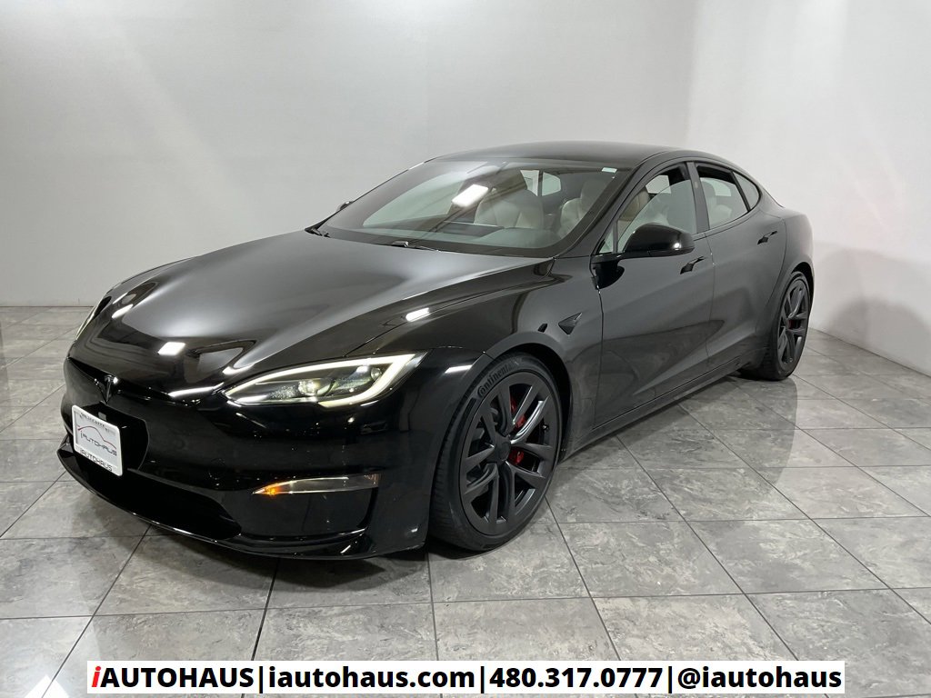 Used 2023 Tesla Model S Plaid image 2
