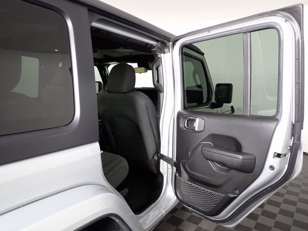 Used 2024 Jeep Wrangler Unlimited w/ Convenience Group image 28