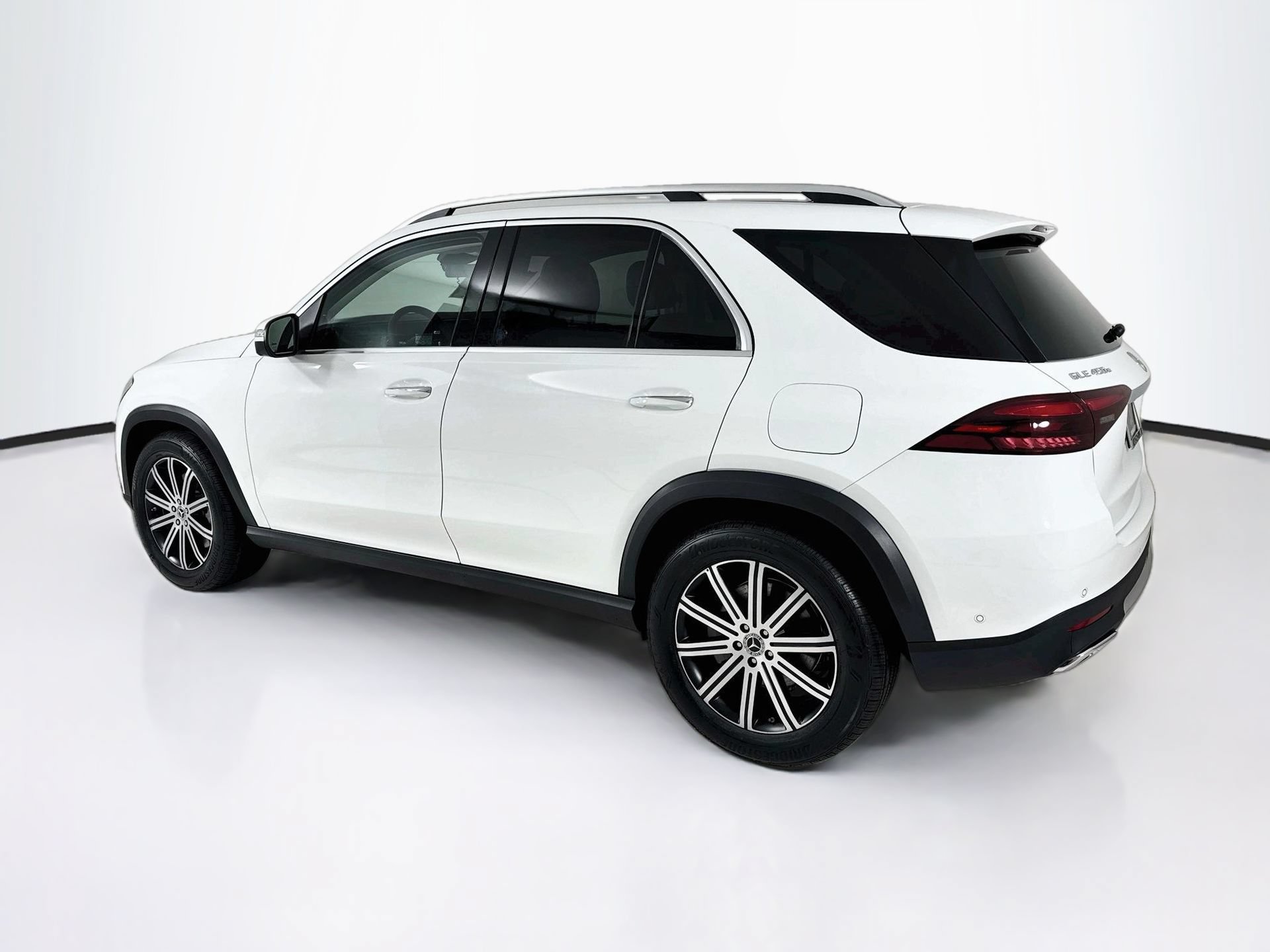 New 2026 Mercedes-Benz GLE 450e 4MATIC image 6