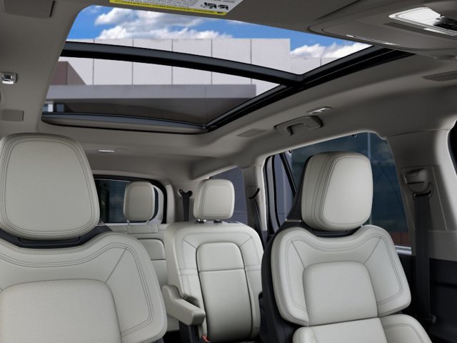 New 2027 Lincoln Aviator Reserve AWD/4WD image 23